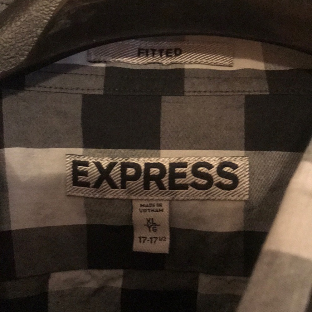 Mens Express button down - Picture 2 of 3